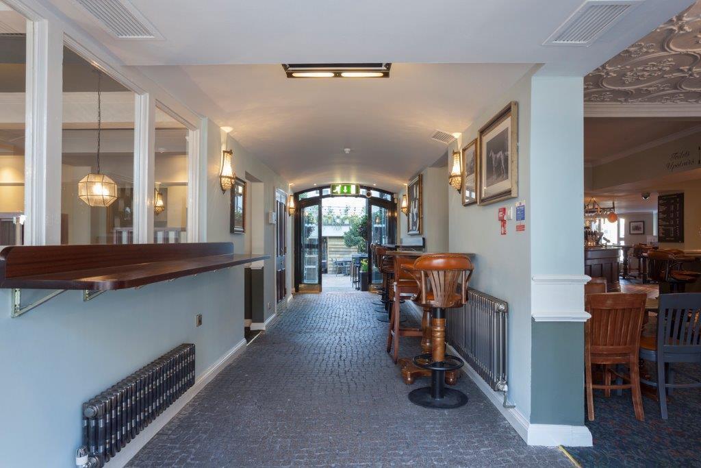 The Greyhound Wetherspoon Hotel Bridport Kültér fotó